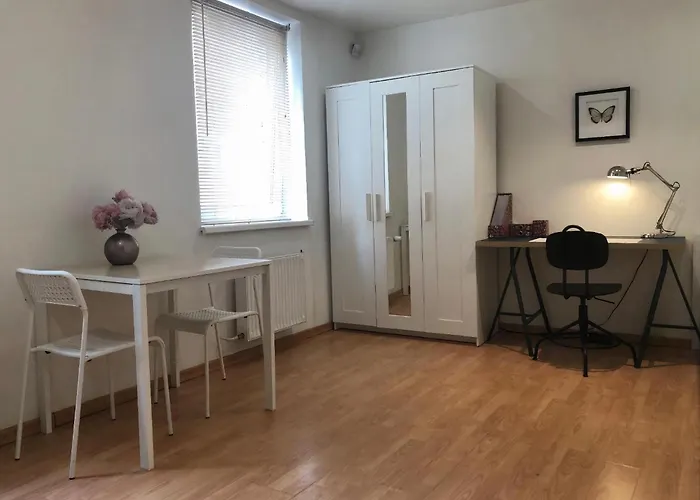 Chaka Apartments