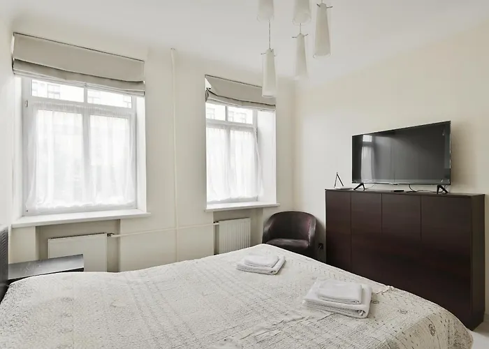 Nice & Cheap Apartment And Free Parking