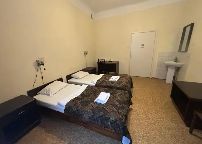 Hostel Viktorija With Private Rooms