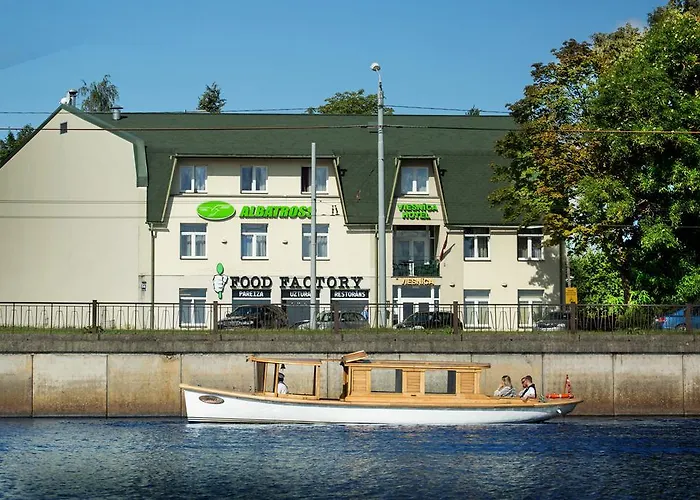 Hotel Albatross