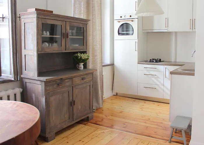 2 Room Apartment In Embasy Area