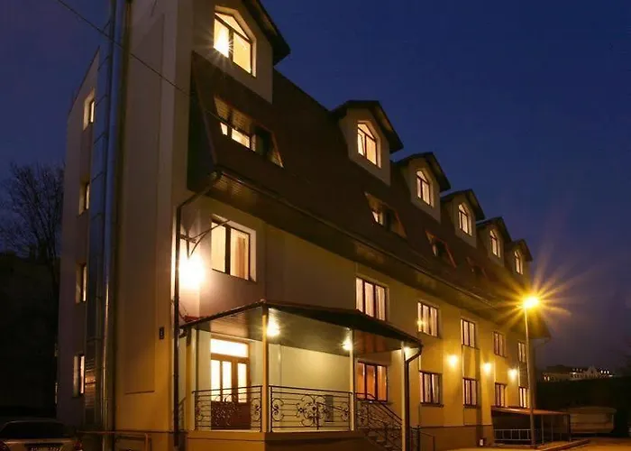 Riverside Hotel