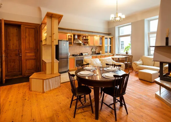 Riga City Family Apartment