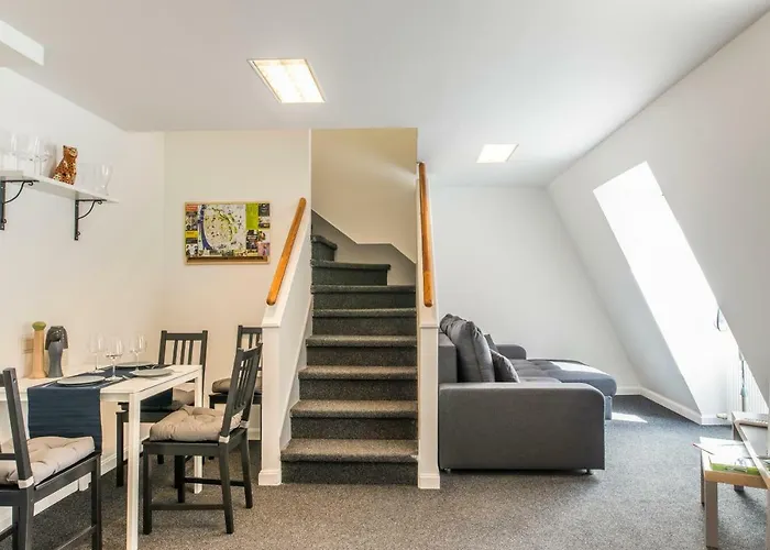 Powder Tower Apartment In Old Town
