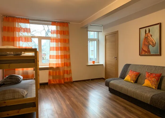 Park Apartment 25