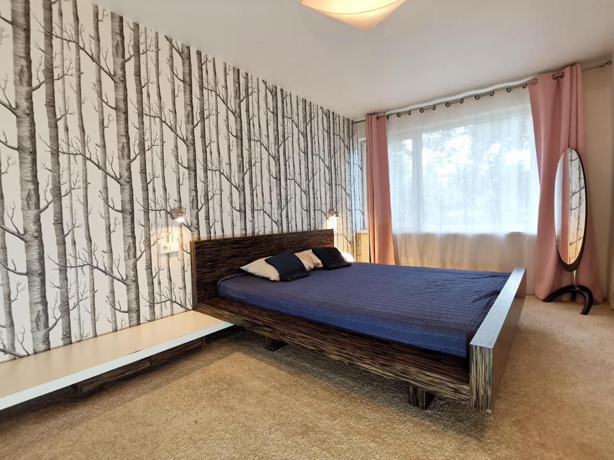 Vesetas Two Bedroom Design Korter *