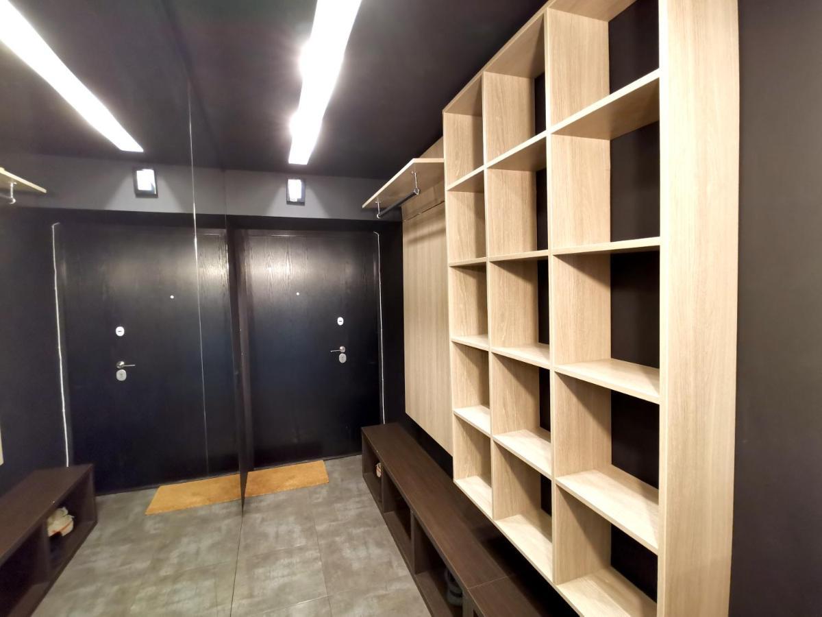 Vesetas Two Bedroom Design Korter