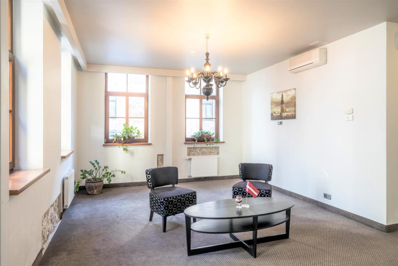 Hotel Rixwell Terrace Design With Free Parking 4*