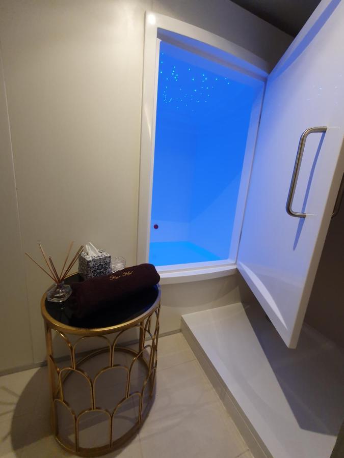 Hotel Float - Baltic Biggest Floating Center 5*