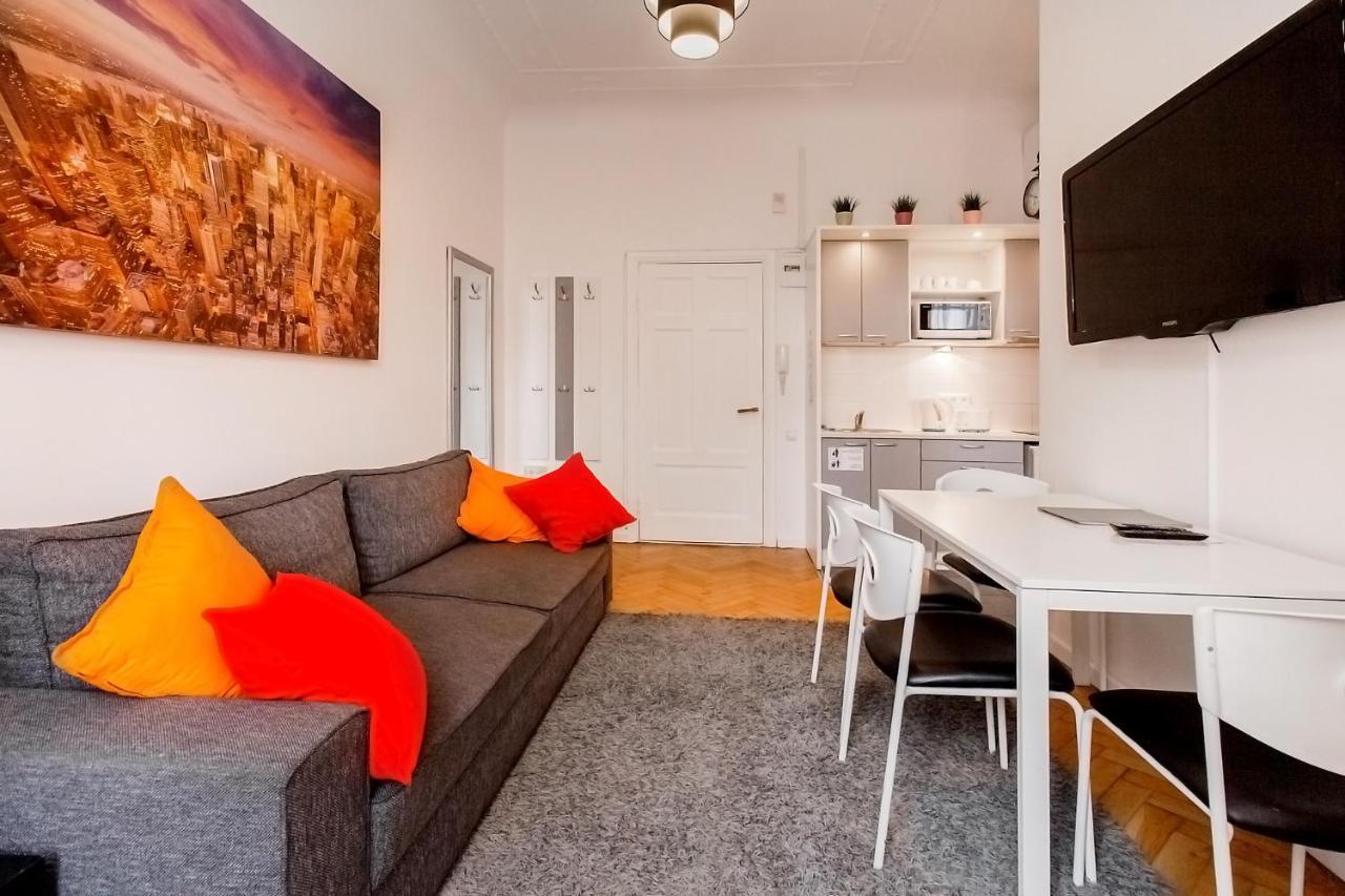 Rigaapartment Gertruda Apartments & Restaurant 3*