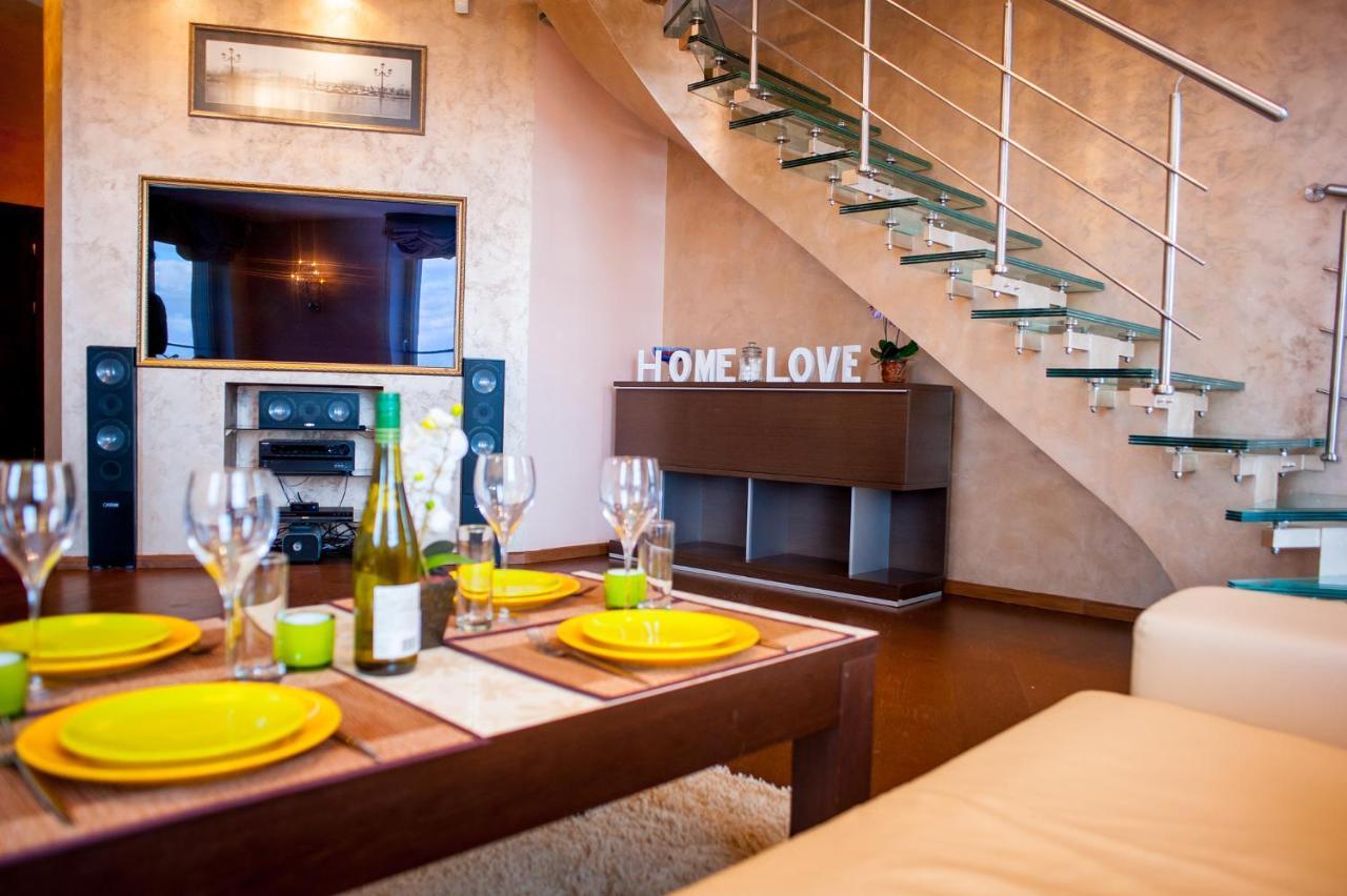 Căn hộ Skyhouse Amazing Penthouse And *