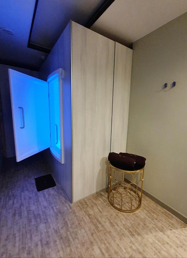 Float - Baltic Biggest Floating Center 5*