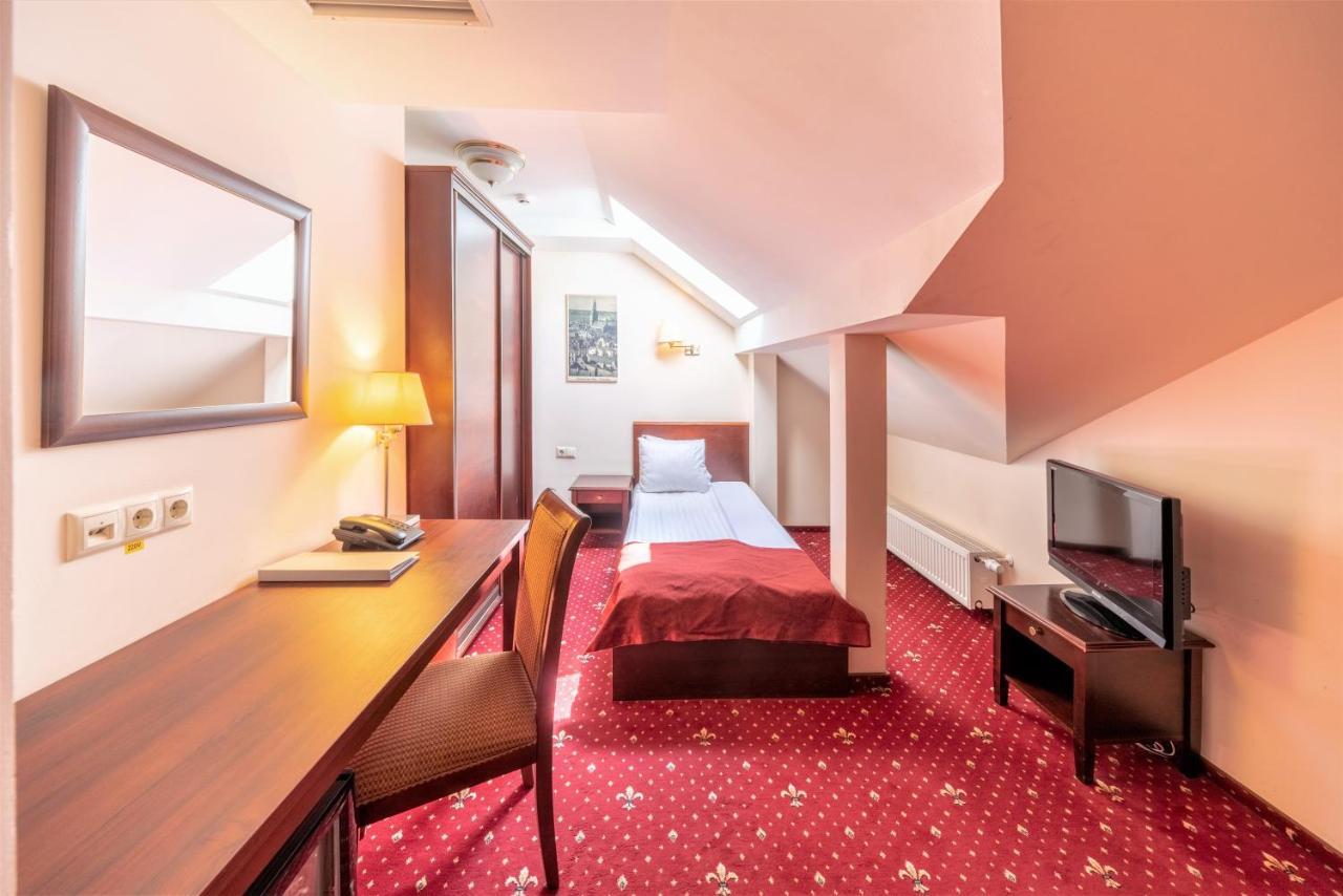 Rixwell Old Palace Hotel 4*