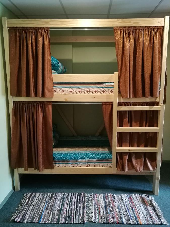 Maksian Hostel *