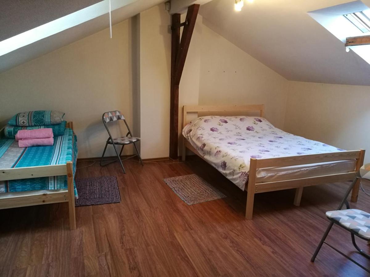 Hostel Maksian *