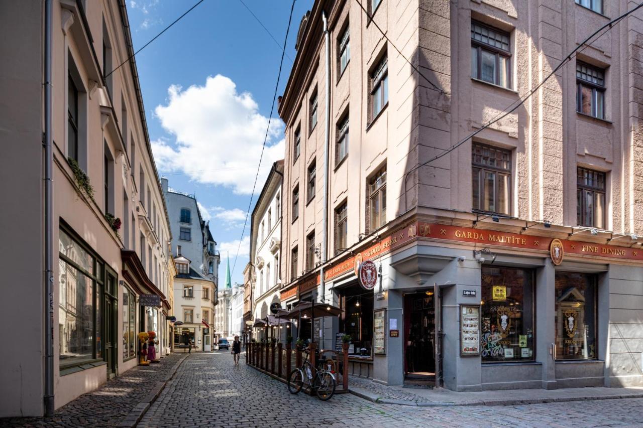 Appartement Art Design King Bed In Old Town Riga