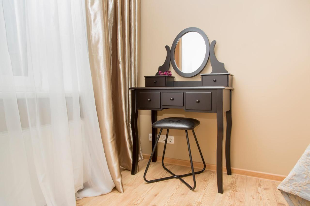 Baltic Amber In Diplomatic District & Free Parking *