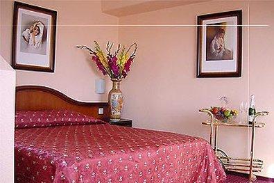 Rija Port Hotel 3*