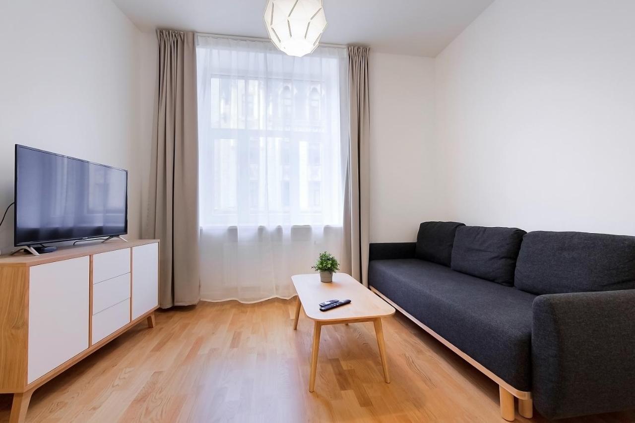 Residential Barona In Centre Apartment