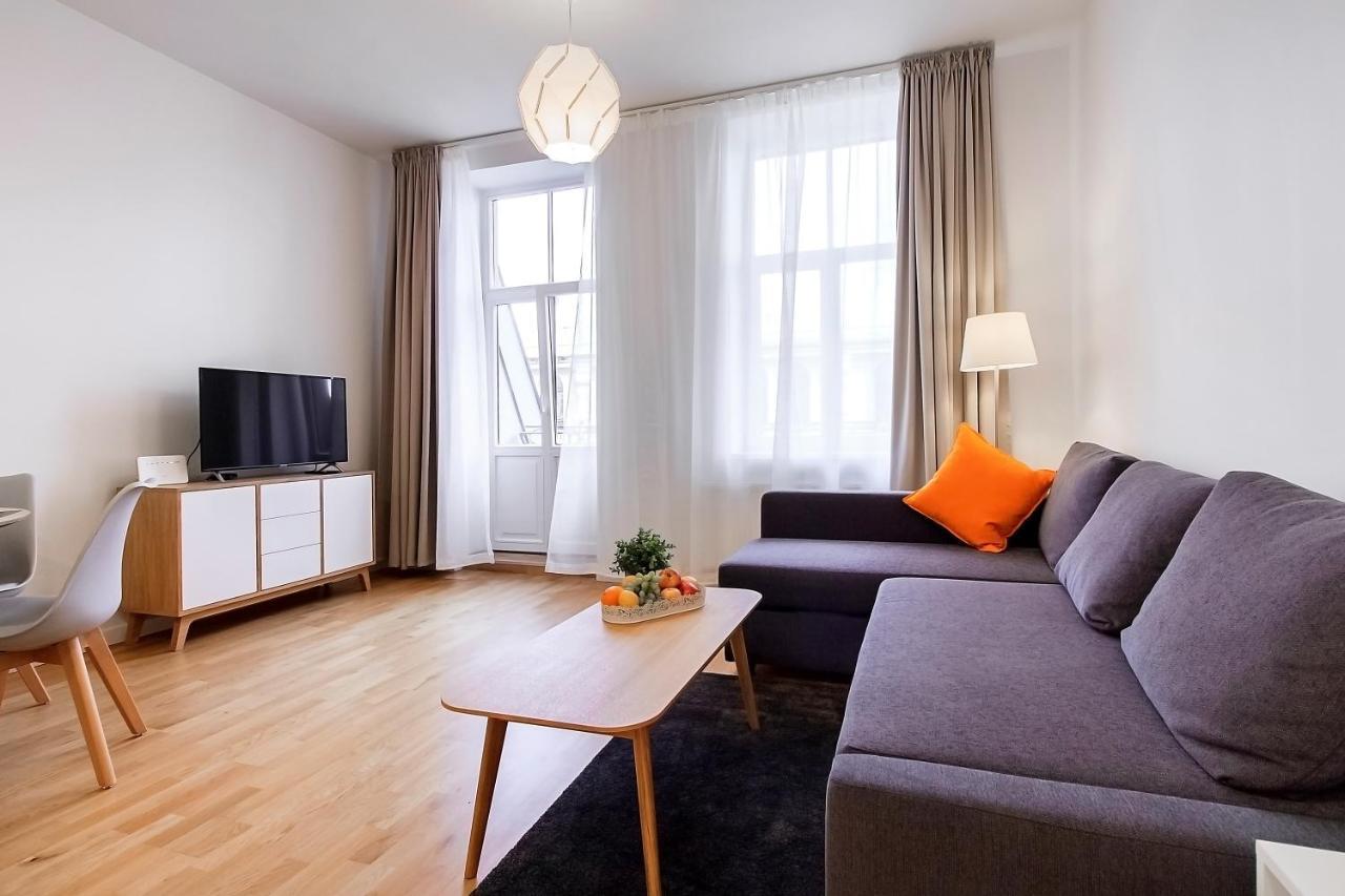 Residential Barona In Centre Apartment