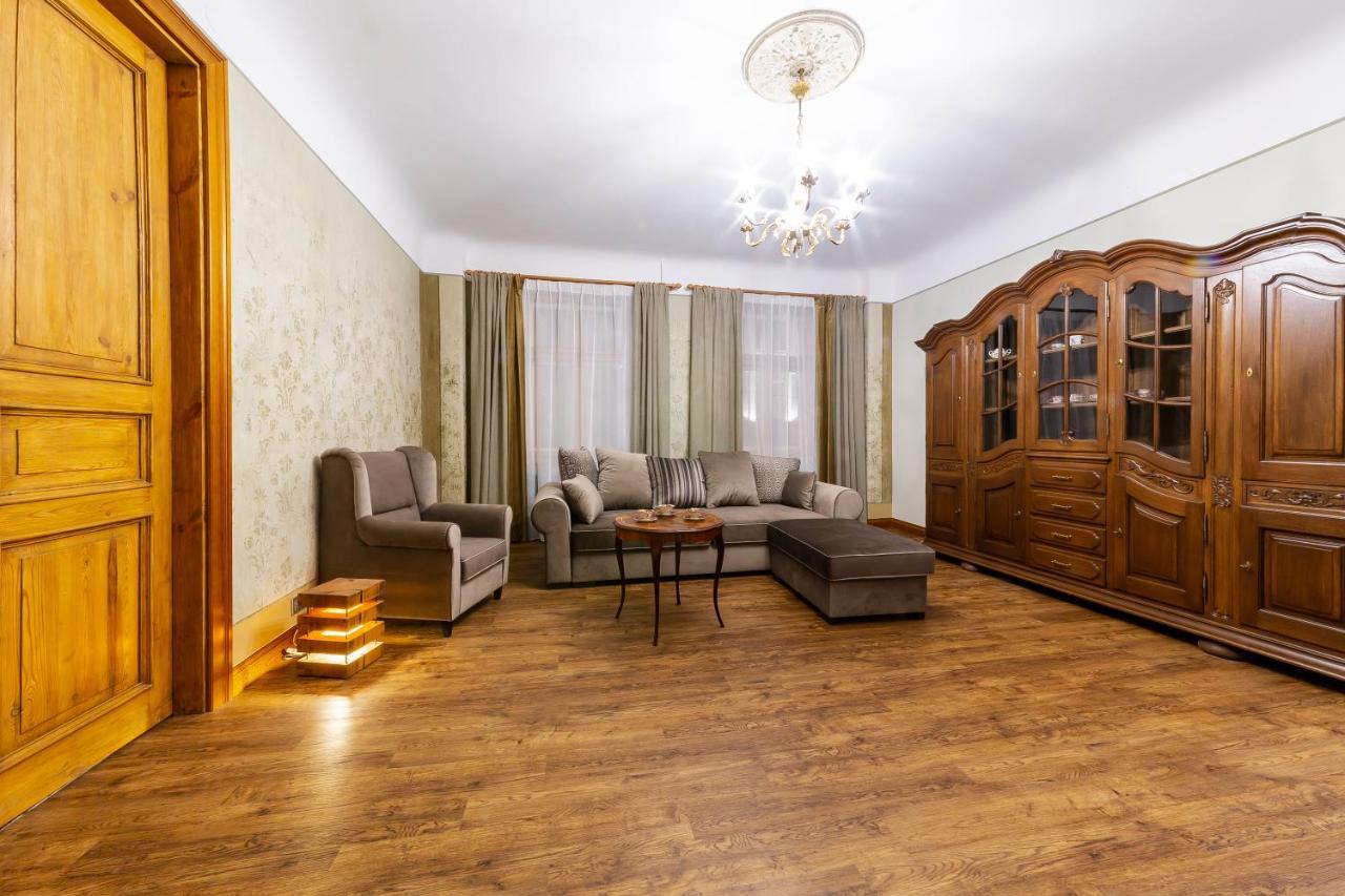 Apartment Ancient Storie's Ap 65sqm Renovated Free Parking *