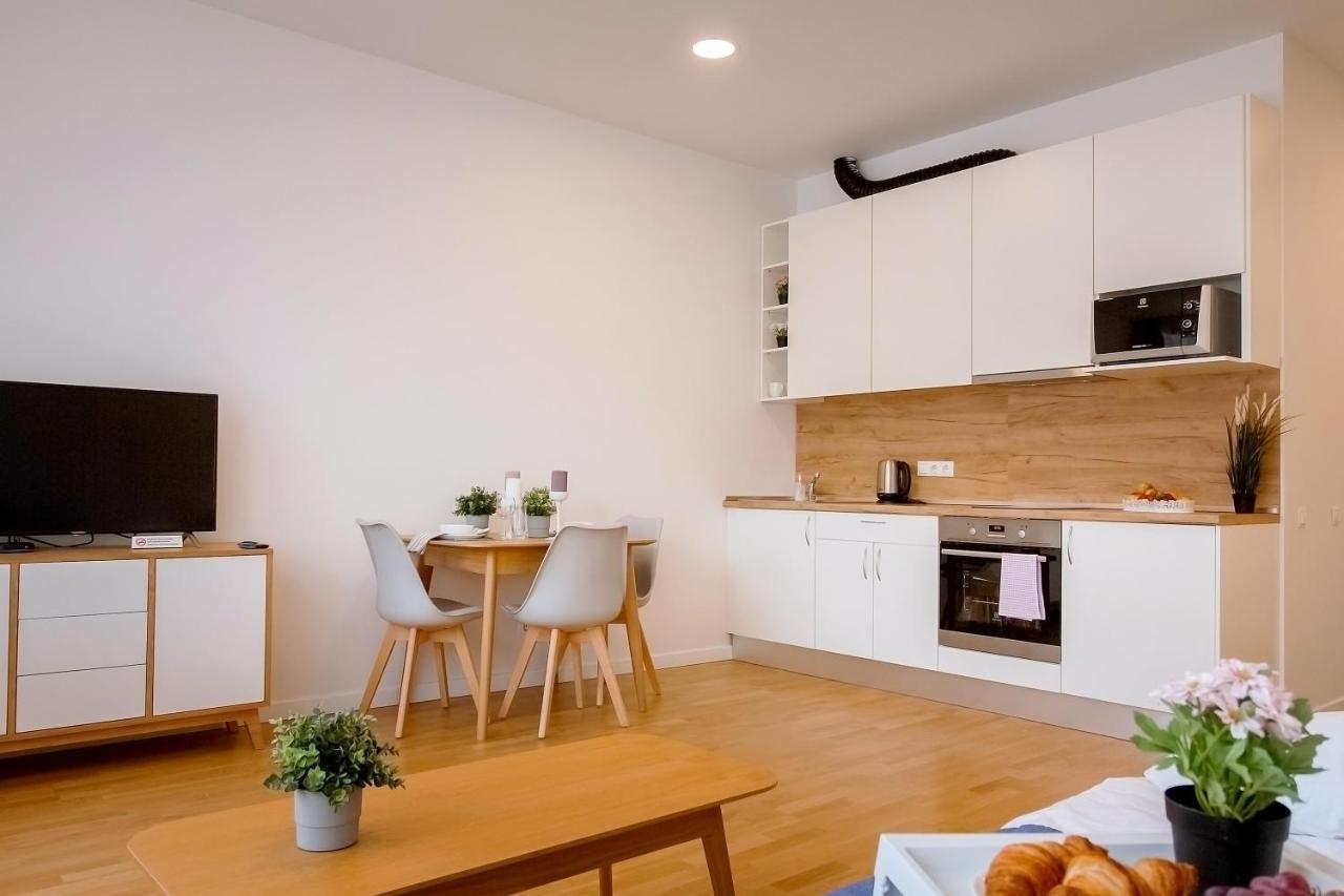 Apartment Residential Barona In Centre *