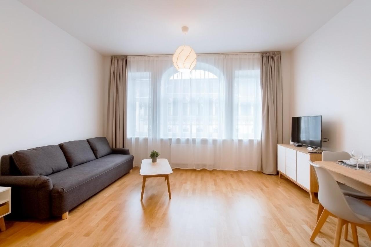 Residential Barona In Centre *