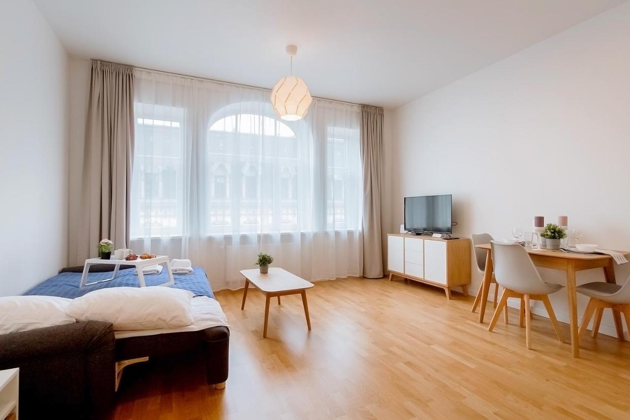 Apartment Residential Barona In Centre