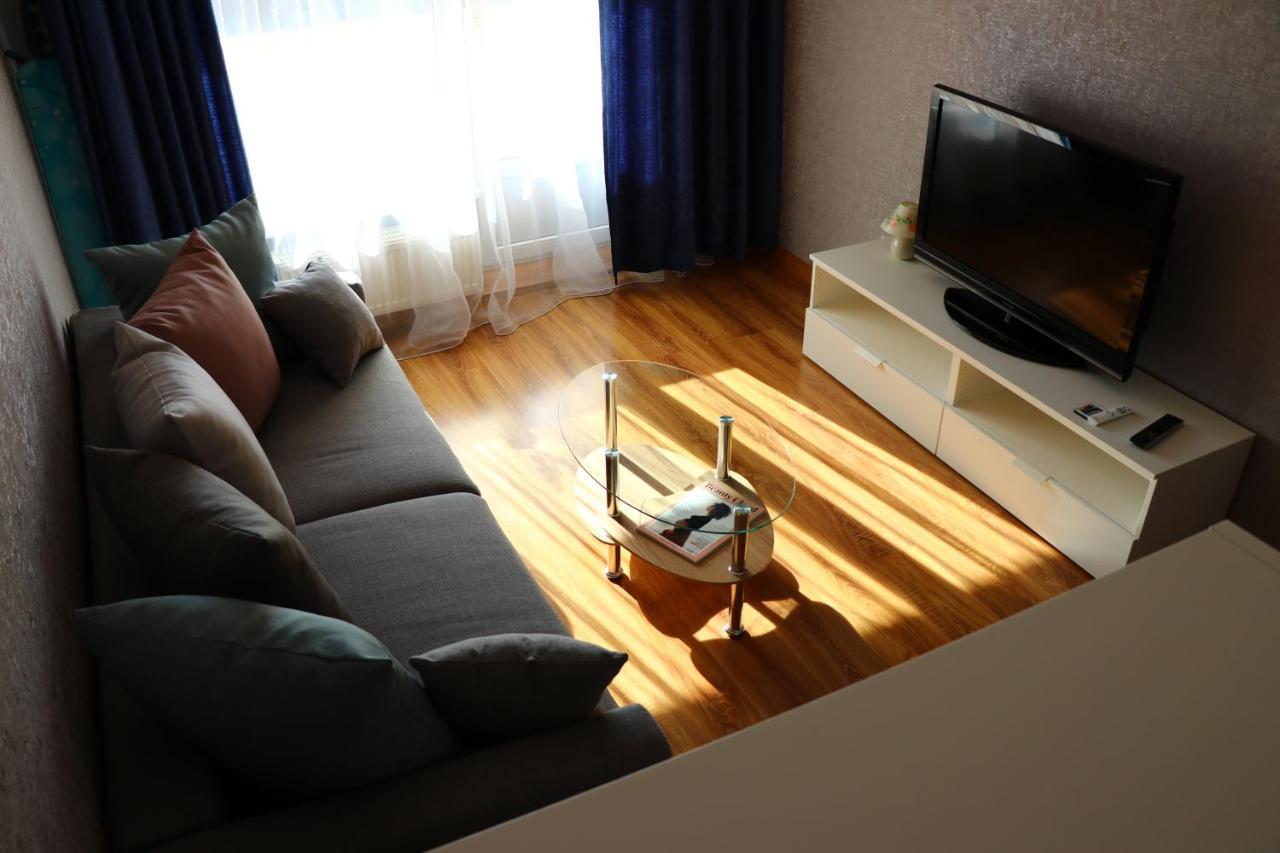 Apartment Crystal