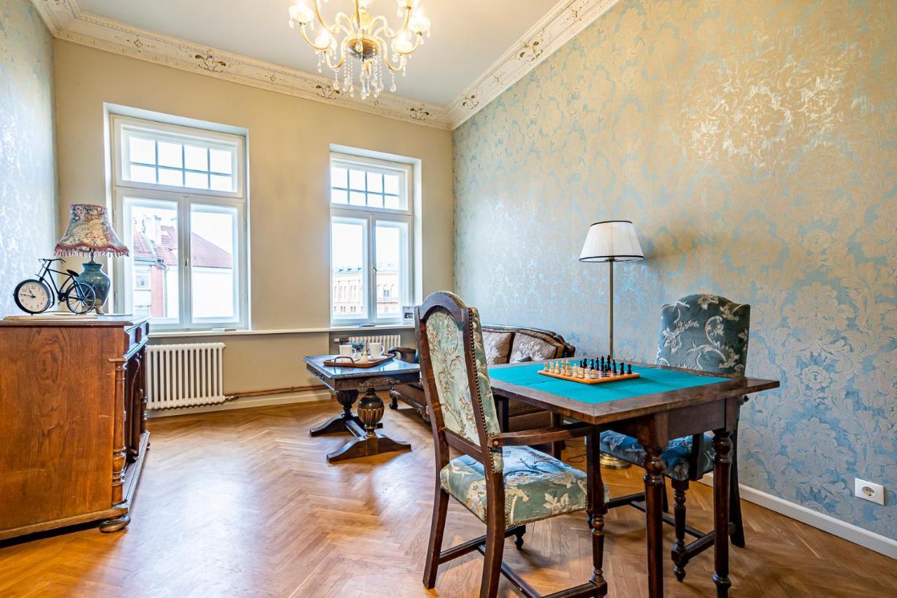 Blue Bird In Old Town Hostel Riga
