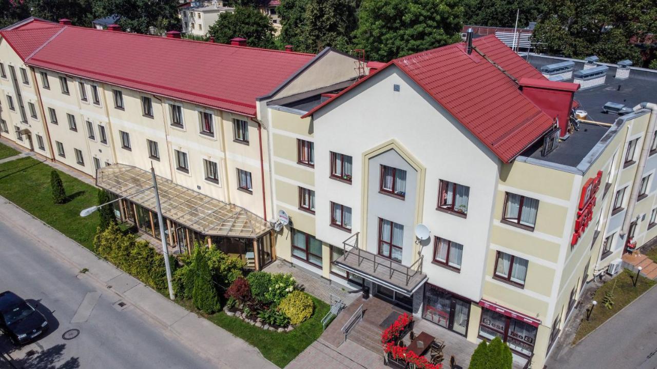 Hotel With Free Parking Riga