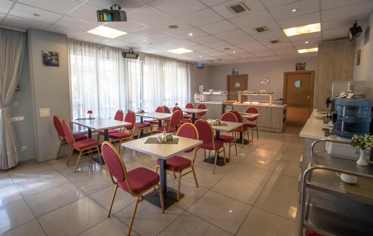 Hotel With Free Parking Riga