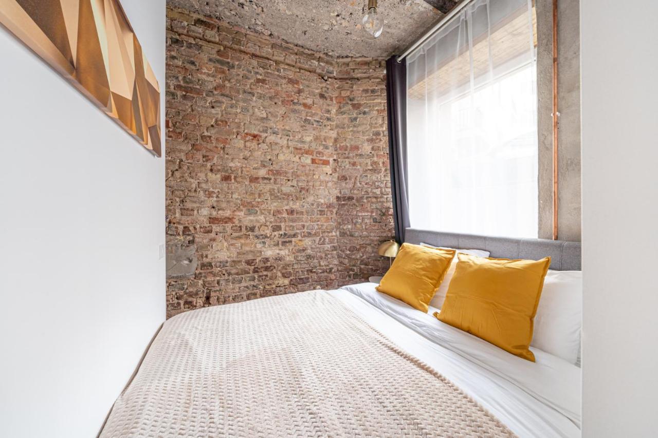 Boutiq Center Terbatas * Riga