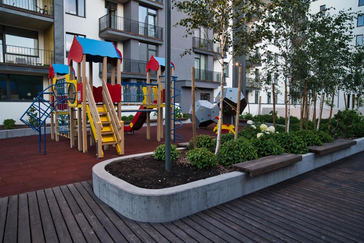 Urban Oasis: Fitness-focused With Views *
