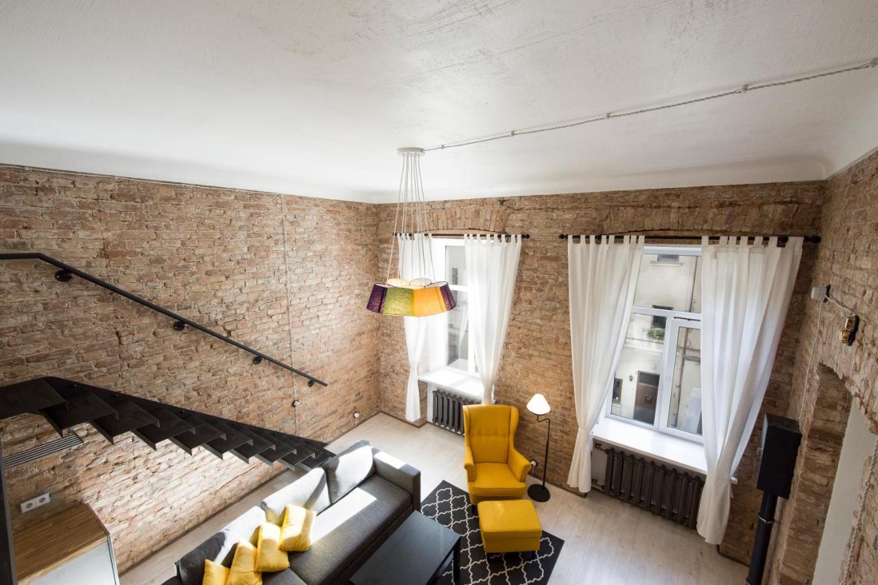 Stylish In The Heart Of Apartment