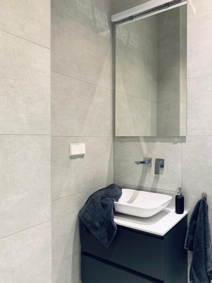 Apartment Quiet In Centre - Self Check-in, Walkable To Major Attractions Riga