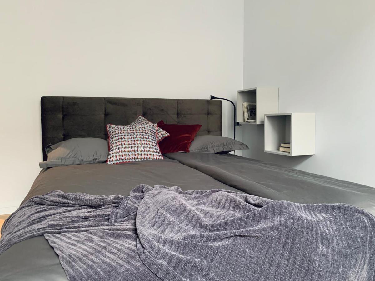Quiet In Centre - Self Check-in, Walkable To Major Attractions Apartment *