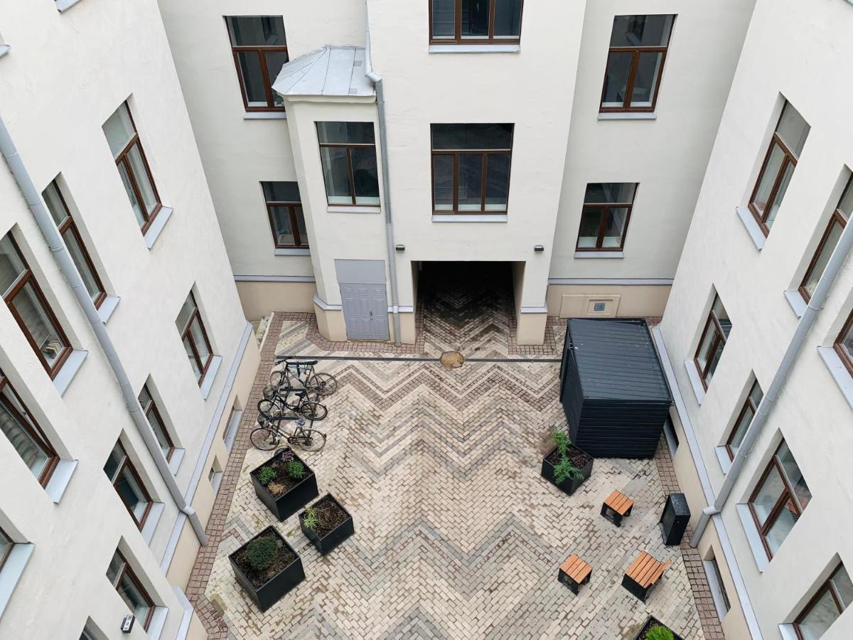 Quiet In Centre - Self Check-in, Walkable To Major Attractions Apartment Riga