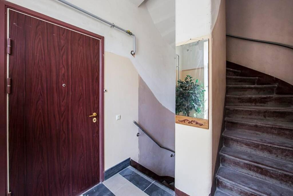 Modern & Spacious 80m2 In Old Town *