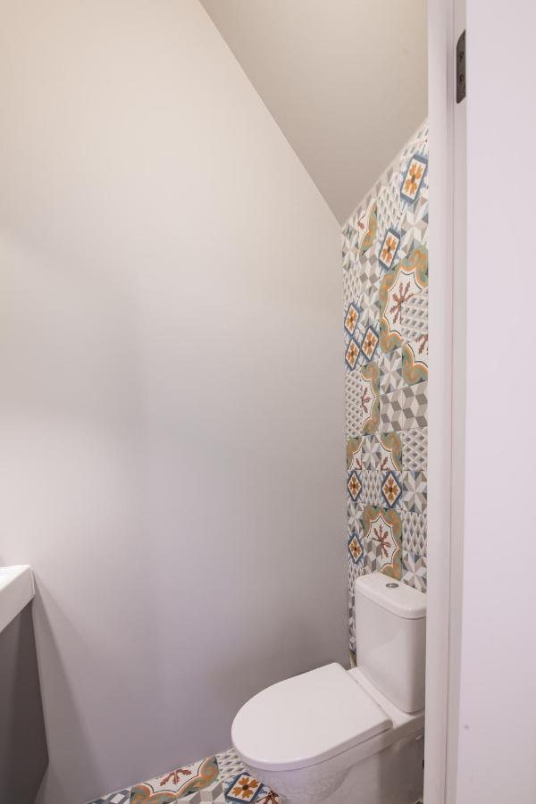 Big Design - Sleeps 12 - Location * Riga