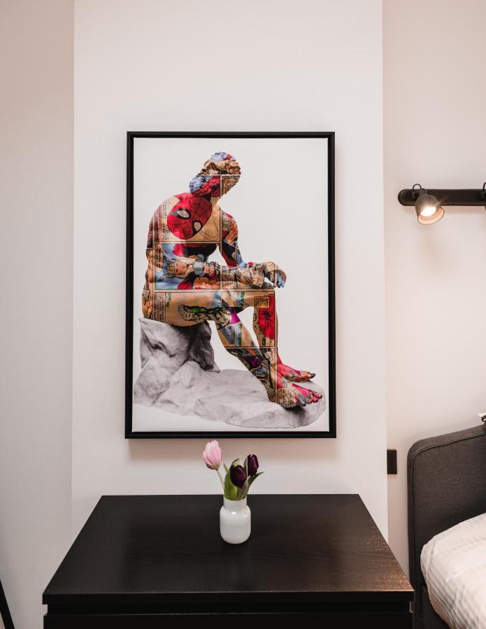Big Design - Sleeps 12 - Location Apartment *
