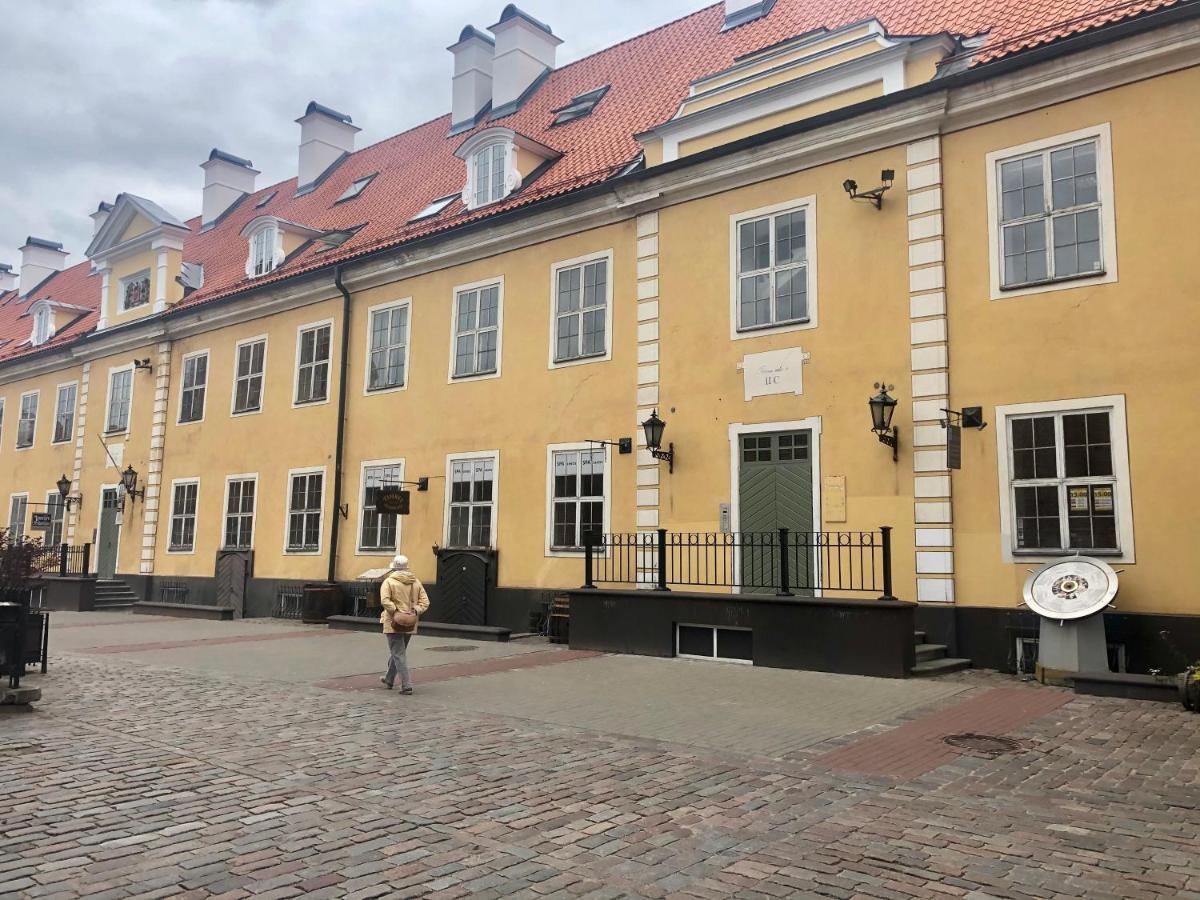 Ramer Tower In Old Town Apartment *