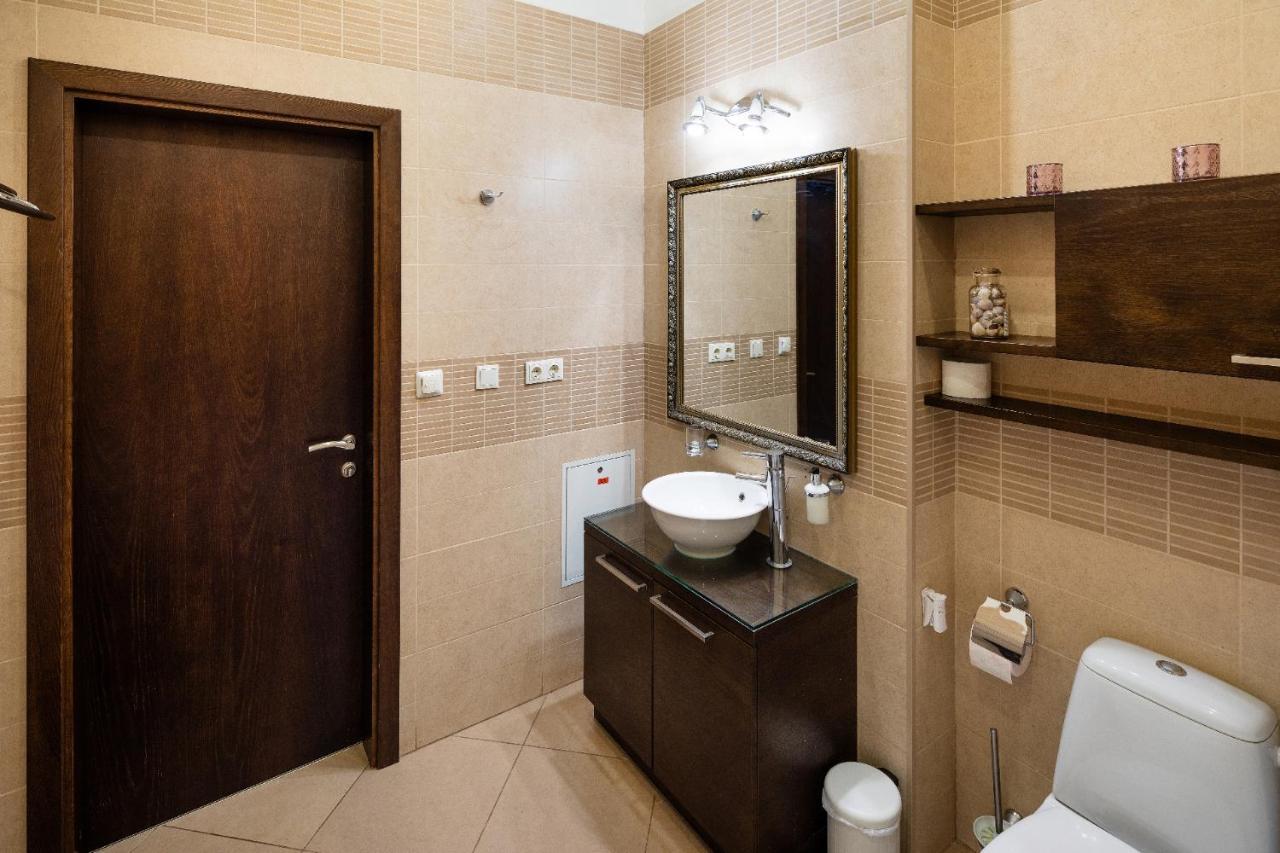 Riverside One Bedroom