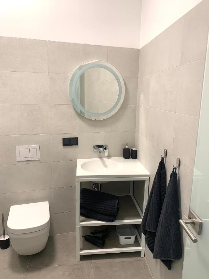 Stylish New In Old Town - Centre, Self Check-in, Walkable To Major Attractions Dzīvoklis Riga