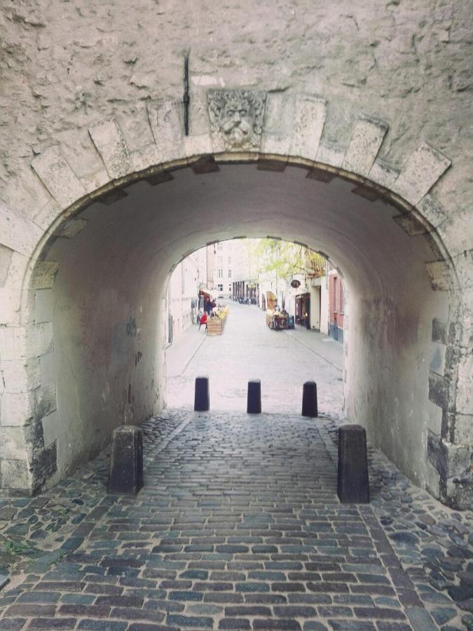 Butas Old Town City 5 *