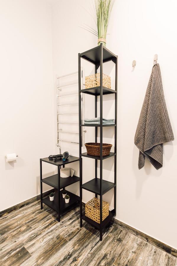 Dzīvoklis Elvis Apartment/11 Beds/6 Bedrooms/riga Old Town *