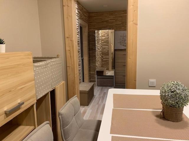 Apartment Oak Lounge Lux