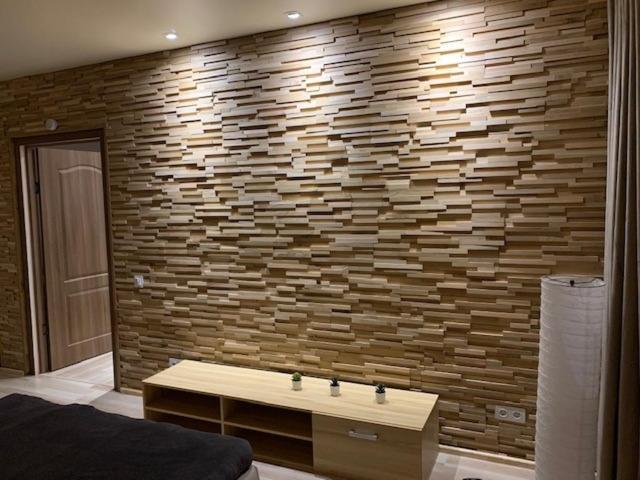Oak Lounge Lux