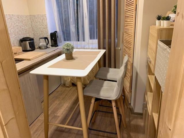 Apartment Oak Lounge Lux