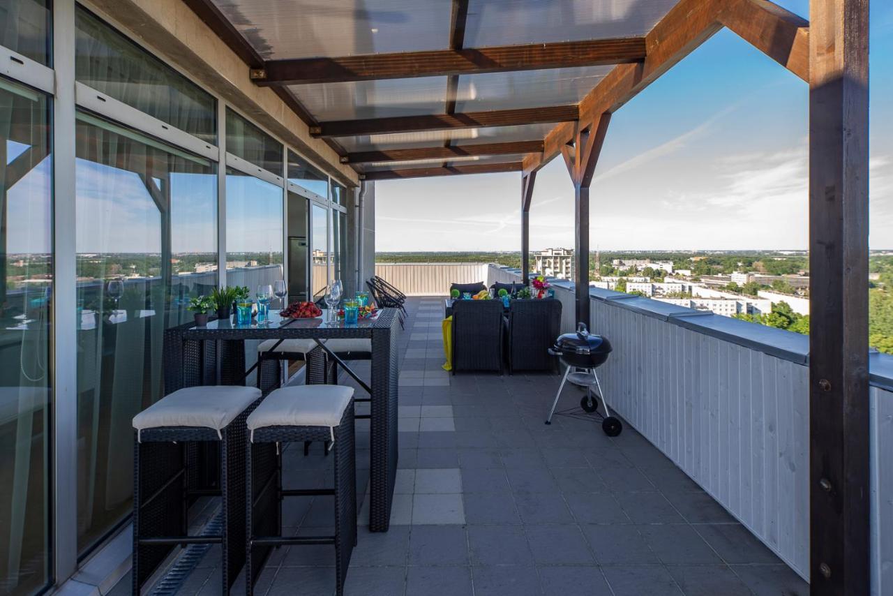 Skyhouse Private Penthouse And Apartment